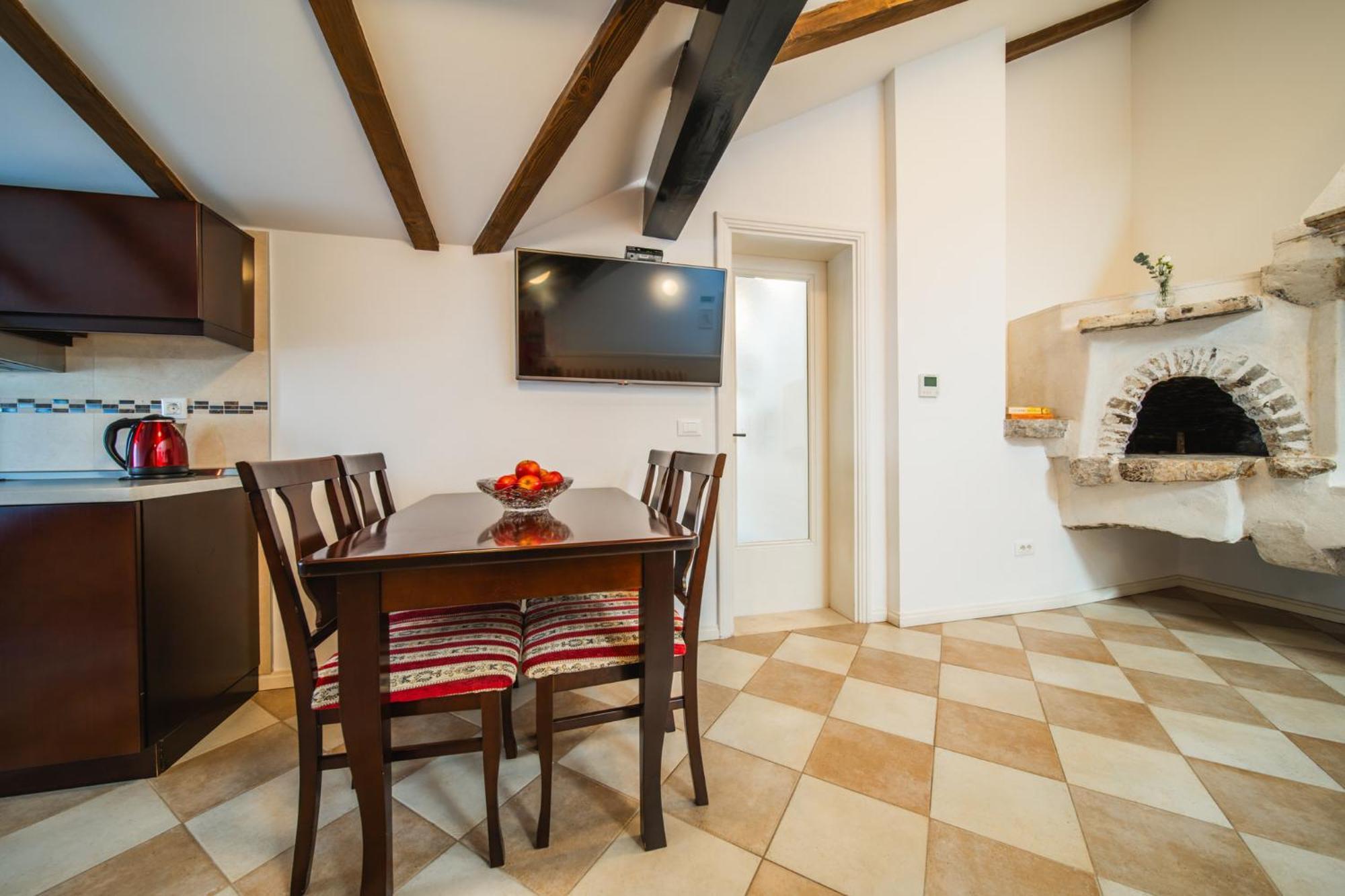 Sunce Palace Apartments With Free Offsite Parking Dubrovnik Exterior photo